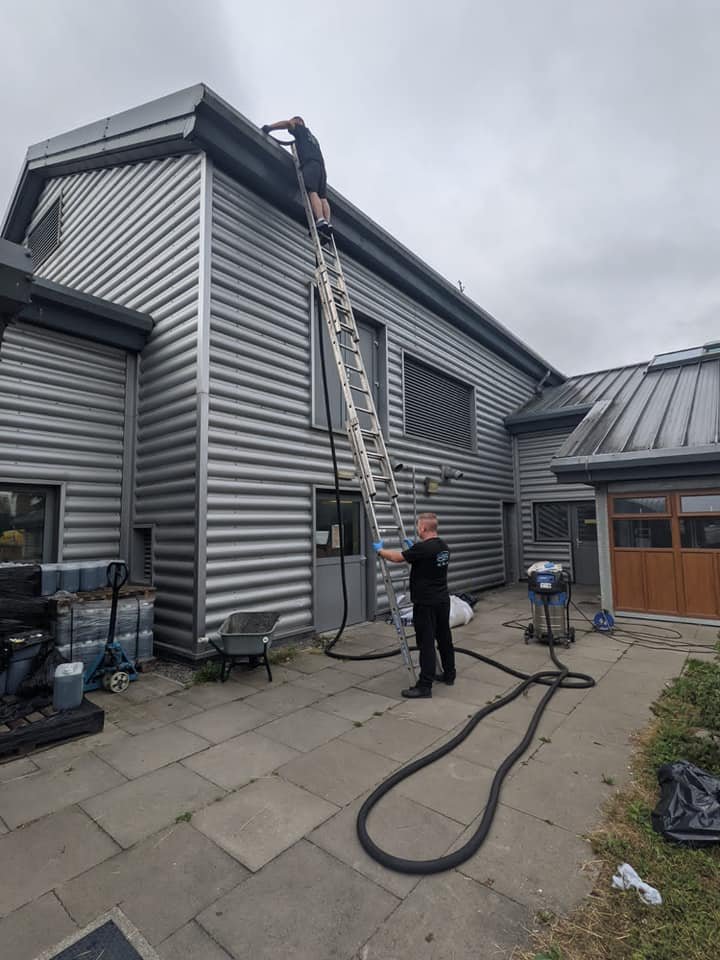 Get commendable Commercial Power Washing Service