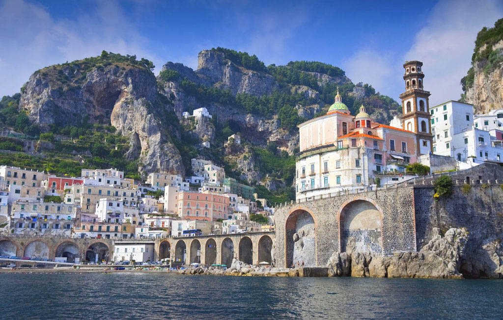 Why should you hire a private transfer service from Rome to Sorrento