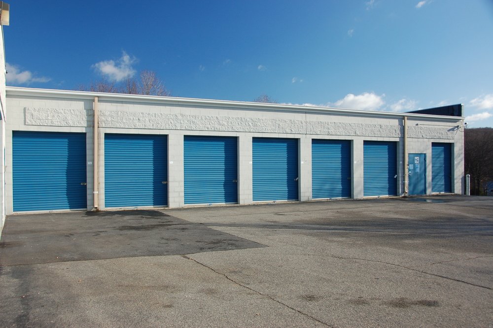 Common Commercial Garage Door Issues- A Business Owner Must Know